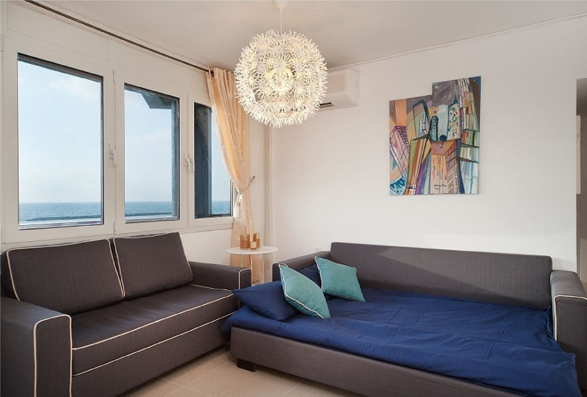 Chic 3Br Apt W Sauna & Parking On The Beach By Sea N' Rent Тель-Авів Екстер'єр фото